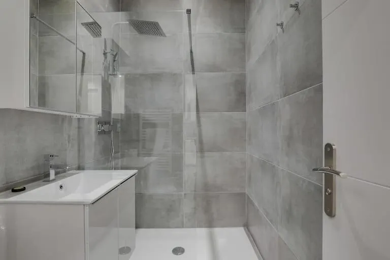 Guestready - 1-Br, 5 Minutes From Train Station Apartment Lyon 0*,